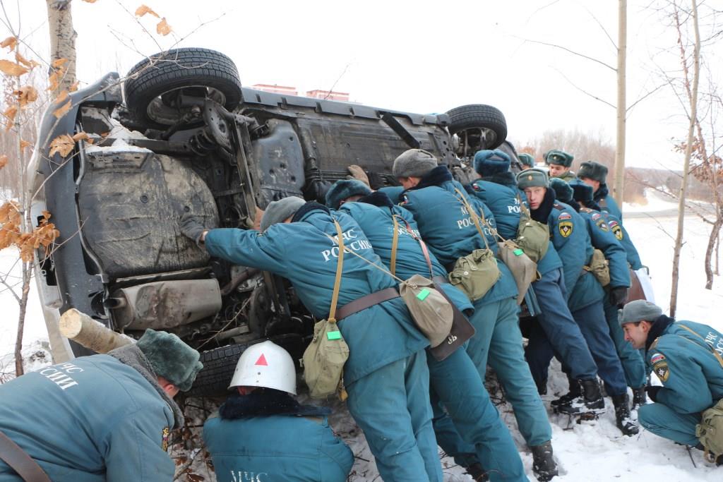 Одновременно с отработкой действий по всероссийской тренировке в Хабаровском крае спасатели Амурского СЦ ликвидировали последствия двух реальных происшествий