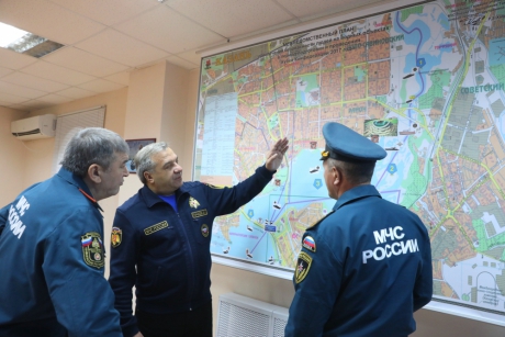 Владимир Пучков высоко оценил оснащенность пожарно-спасательных подразделений Татарстана и центра ГИМС республики