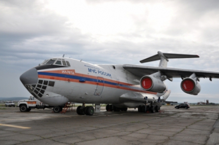 Ил-76 приступил к тушению лесных пожаров в Приморье (видео)