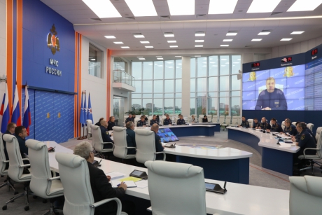 Глава МЧС России поручил проверить готовность регионов к отопительному сезону и безаварийному запуску систем тепло- и энергоснабжения