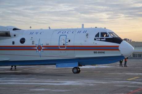 Новейший самолет-амфибию Бе-200ЧС получили летчики  Красноярского авиационно-спасательного центра МЧС России