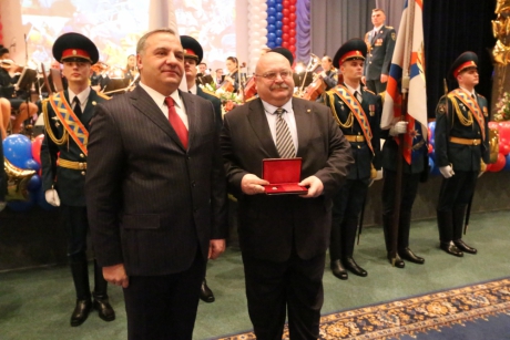 Владимир Пучков вручил государственные и ведомственные награды в честь Дня защитника Отечества