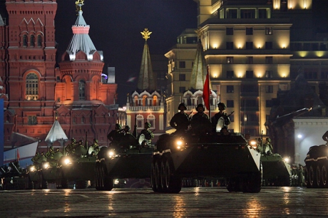 Курсанты МЧС России приняли участие в первой репетиции Парада Победы на Красной площади