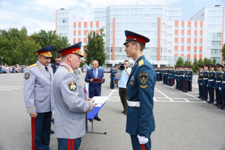 В вузах МЧС России состоялись выпуски кадет и иностранных специалистов