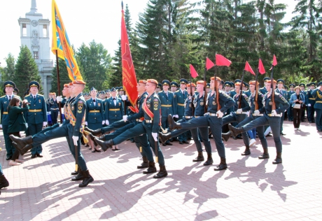 Более 1650 молодых специалистов получили дипломы об окончании вузов МЧС России