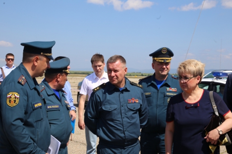 Глава МЧС России совершил облет территорий, пострадавших от наводнения в Забайкалье