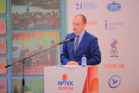 Сотрудники МЧС России подвели итоги надзорно-профилактической работы во время летнего детского отдыха 2018 года