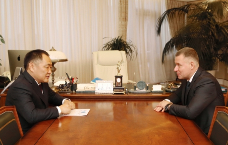 Министр Евгений Зиничев встретился с главой Республики Тыва – Председателем Правительства Республики Шолбаном Кара-оолом