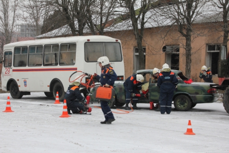 В Ростовской области прошли крупномасштабные учения по ликвидации ЧС в зимний период