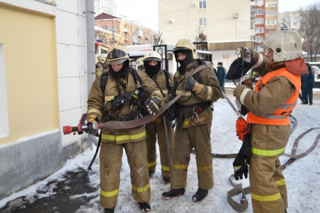 Огнеборцы Саратова тренировались  в здании памятника архитектуры  XVIII века
