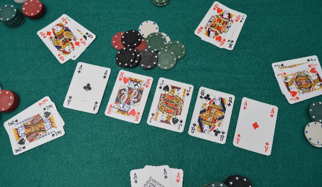 Все о покере с информационным сайтом покер.ру
